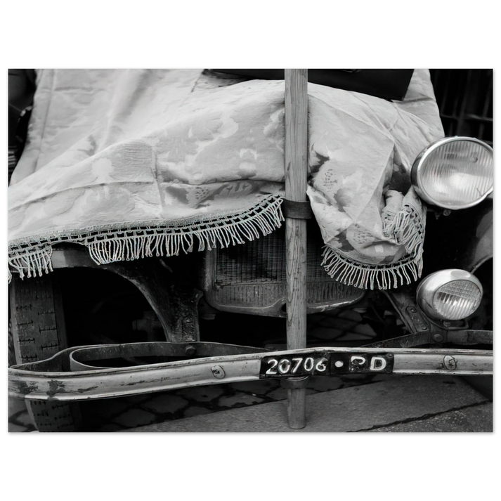Robert Rauschenberg - ROME FLEA MARKET V 1952 75x100 cm / 30x40inches Fine Art Poster