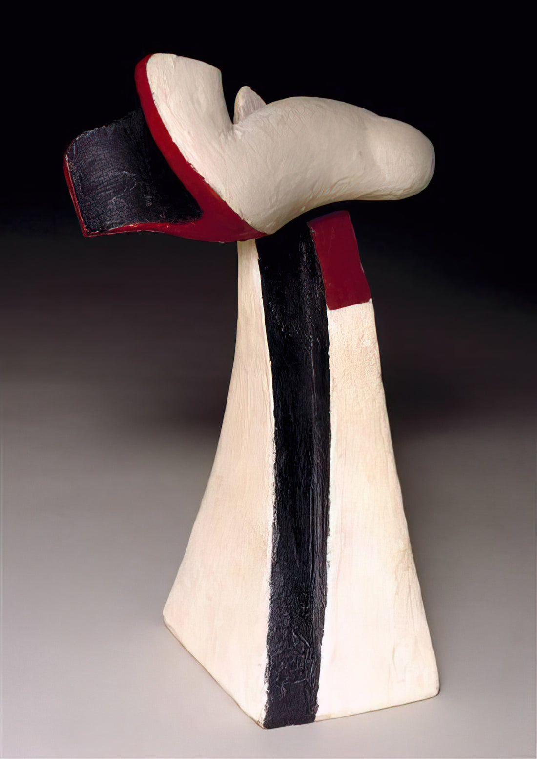 Wer war Kurt Schwitters und was macht sein Werk 'Die Scheuche' so besonders?